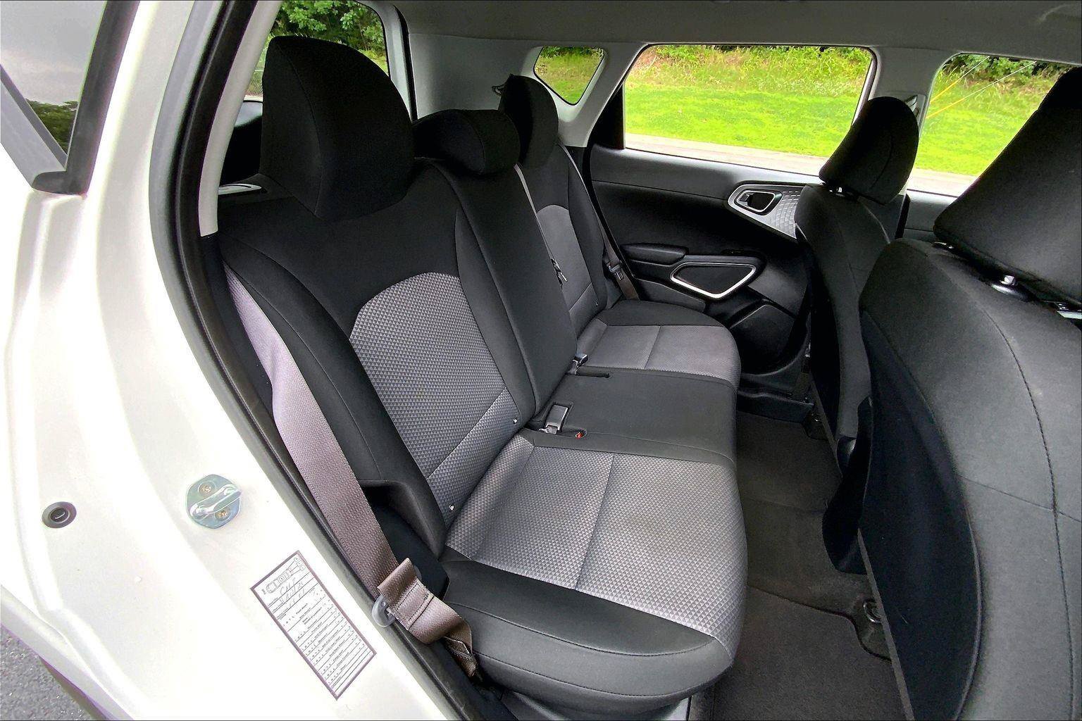 Used 2022 Kia Soul LX w/ Technology Package FWD image 24