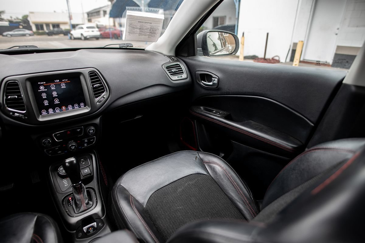 Used 2019 Jeep Compass Trailhawk AWD/4WD image 22