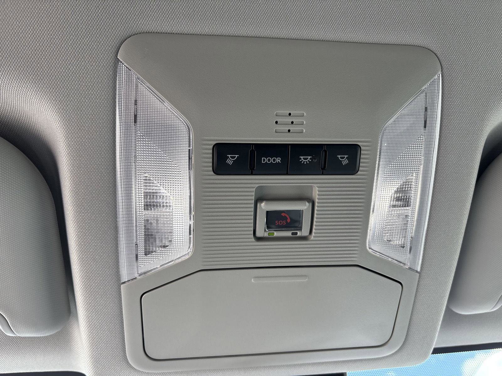 Used 2023 Toyota RAV4 LE AWD/4WD image 19