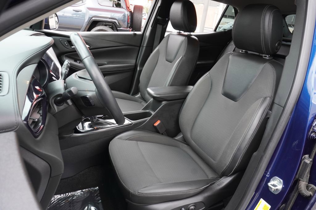 Used 2023 Buick Encore GX Select image 13