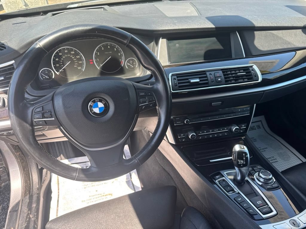 Used 2011 BMW 550i Gran Turismo xDrive AWD/4WD image 28