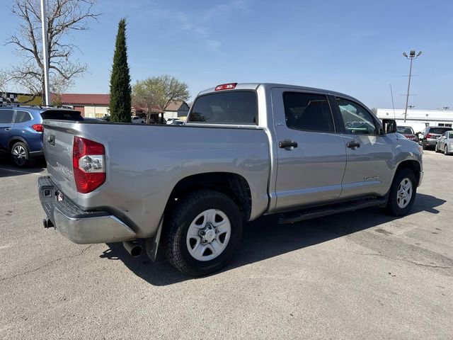 Used 2015 Toyota Tundra SR5 RWD image 2