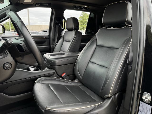Used 2021 Chevrolet Tahoe Premier RWD image 27