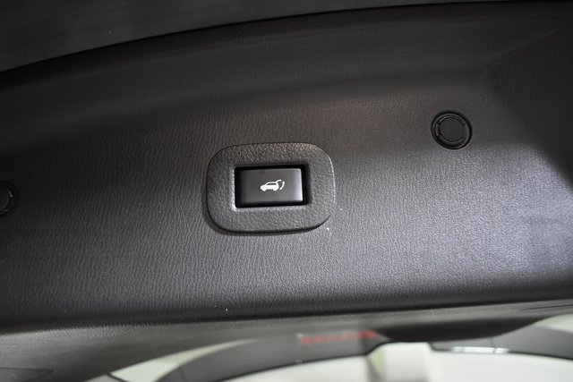 Used 2023 INFINITI QX80 Premium Select w/ All-Season Package image 34