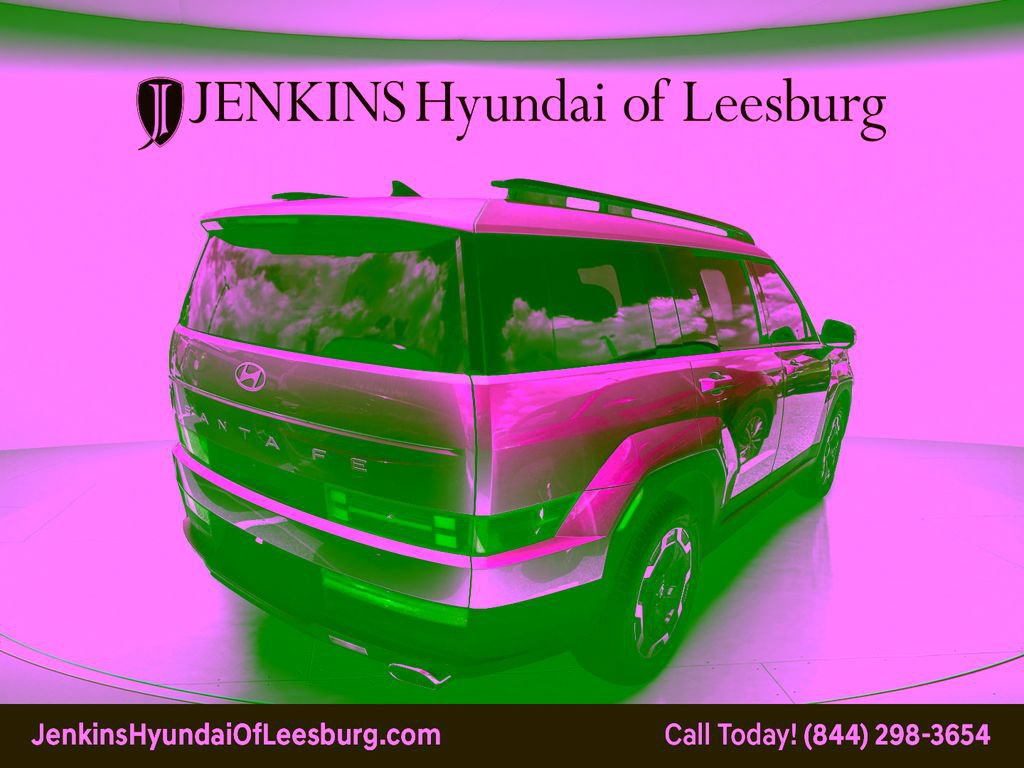 Used 2025 Hyundai Santa Fe SEL FWD image 3