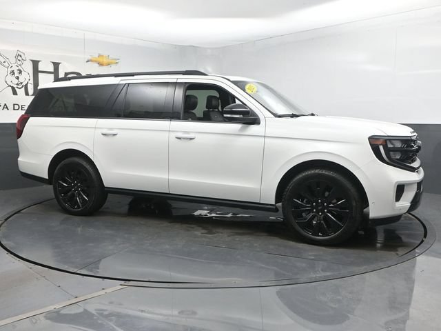 Used 2025 Ford Expedition Max Platinum w/ Stealth Appearance Package AWD/4WD image 1