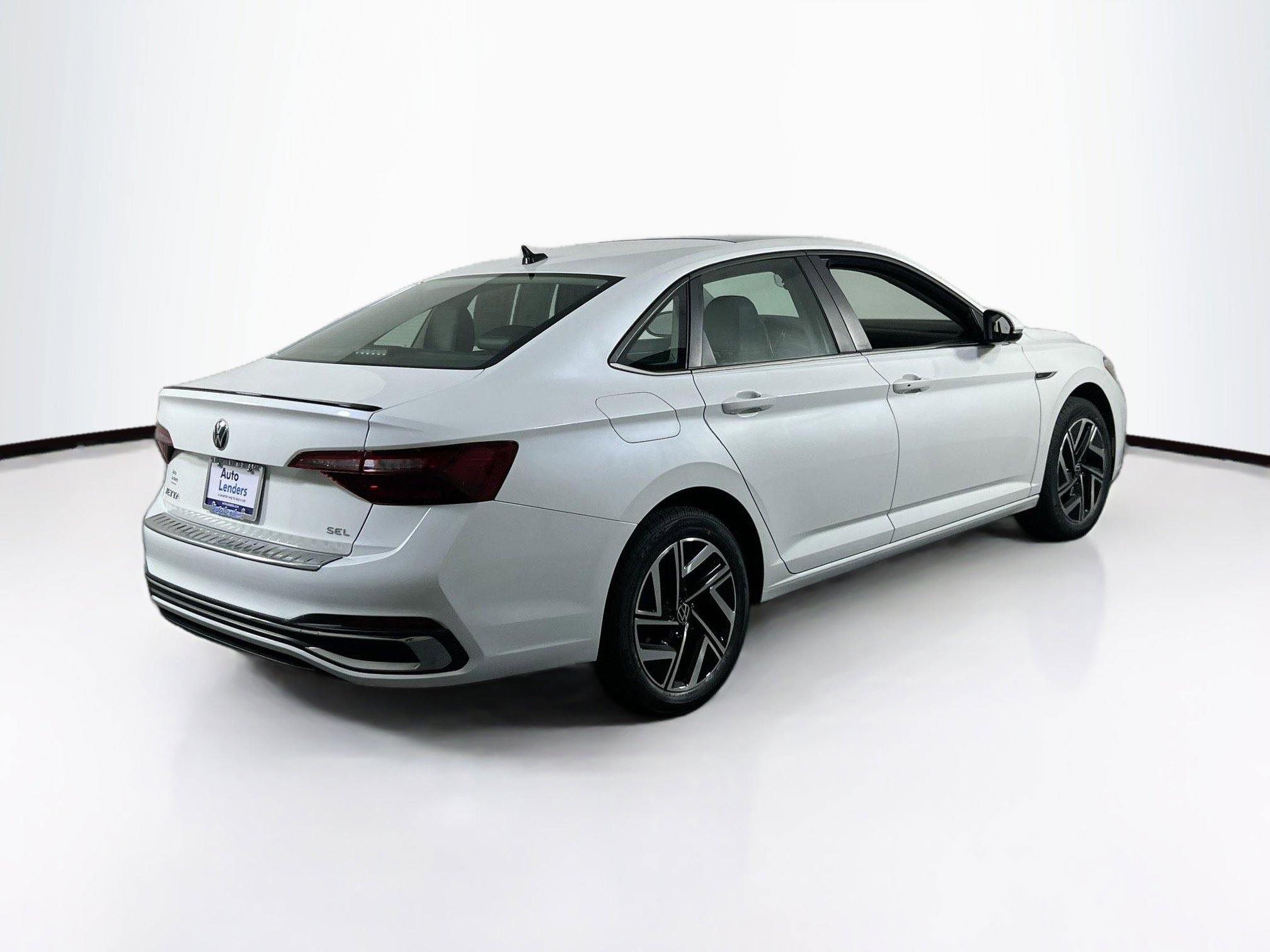 Used 2023 Volkswagen Jetta SEL image 5
