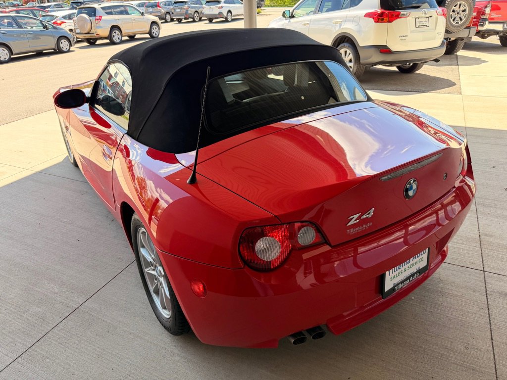 Used 2005 BMW Z4 2.5i RWD image 22