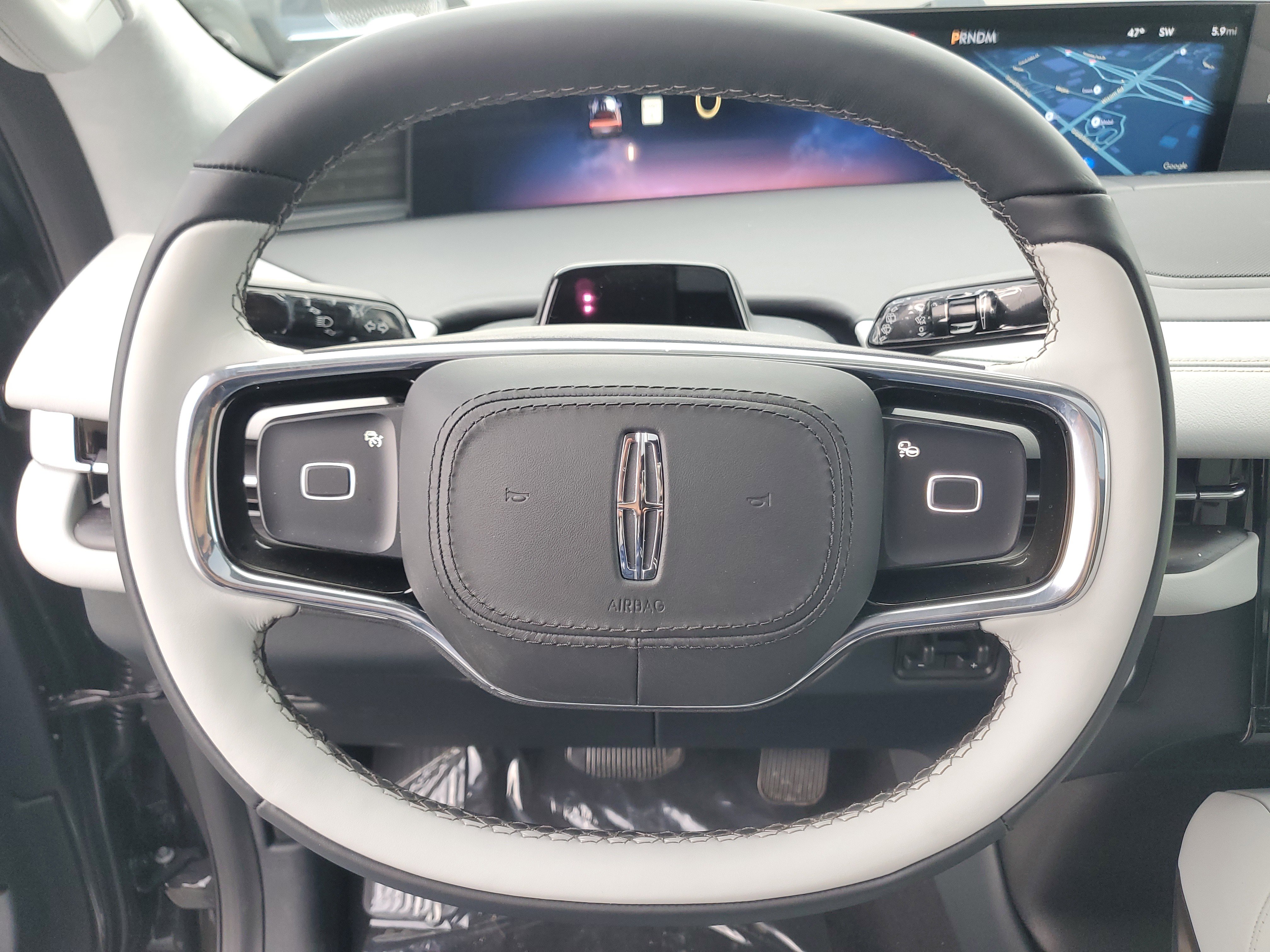 New 2025 Lincoln Navigator L Black Label image 16