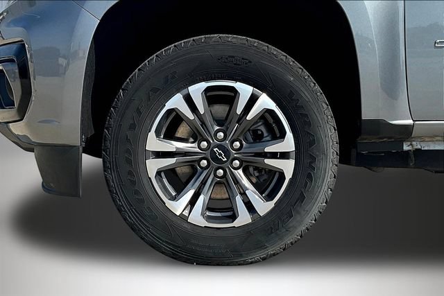 Used 2022 Chevrolet Colorado Z71 RWD image 32