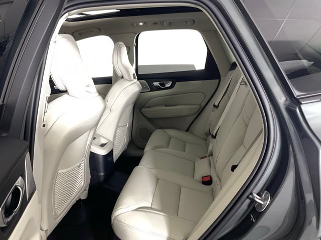 New 2026 Volvo XC60 T8 Ultra AWD/4WD image 33
