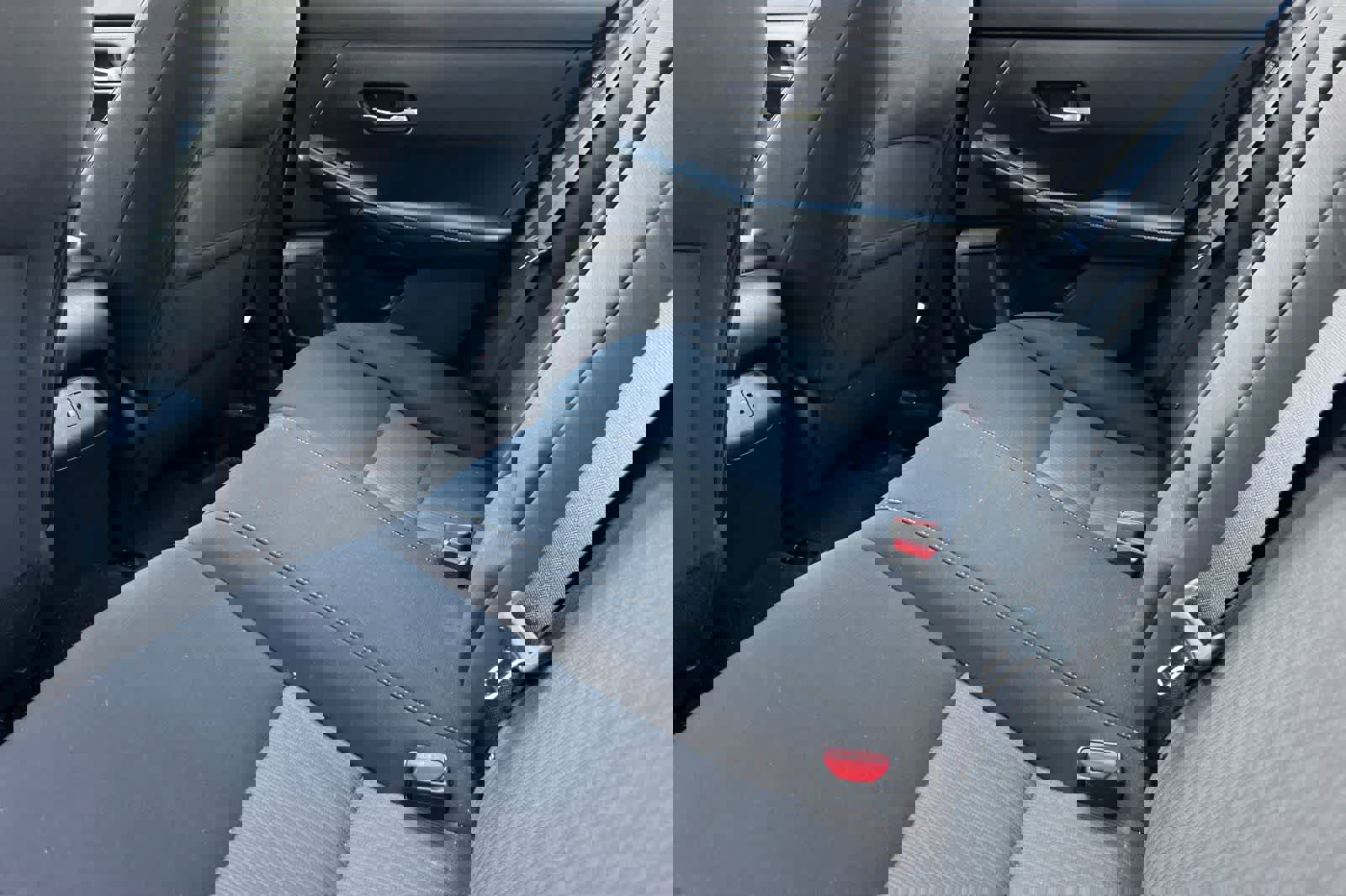 Used 2022 Nissan Sentra SV image 5