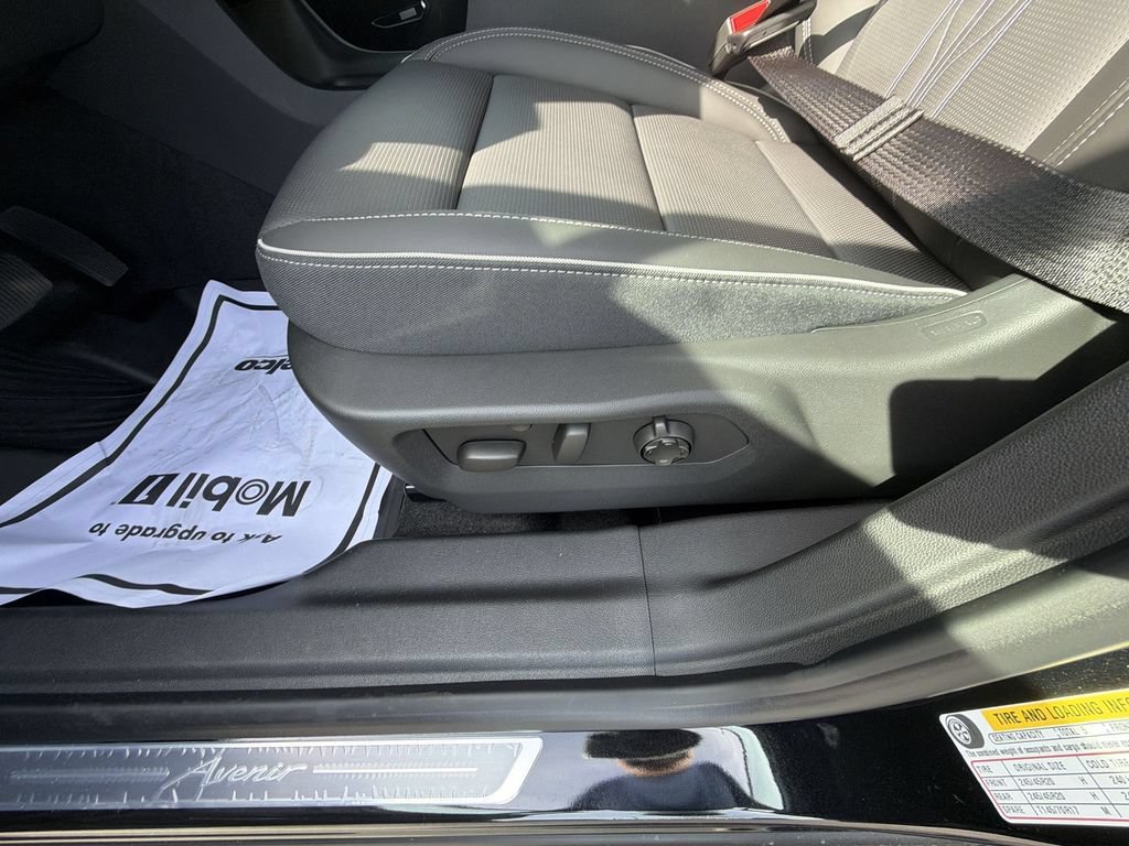 New 2026 Buick Envision Avenir AWD/4WD image 18