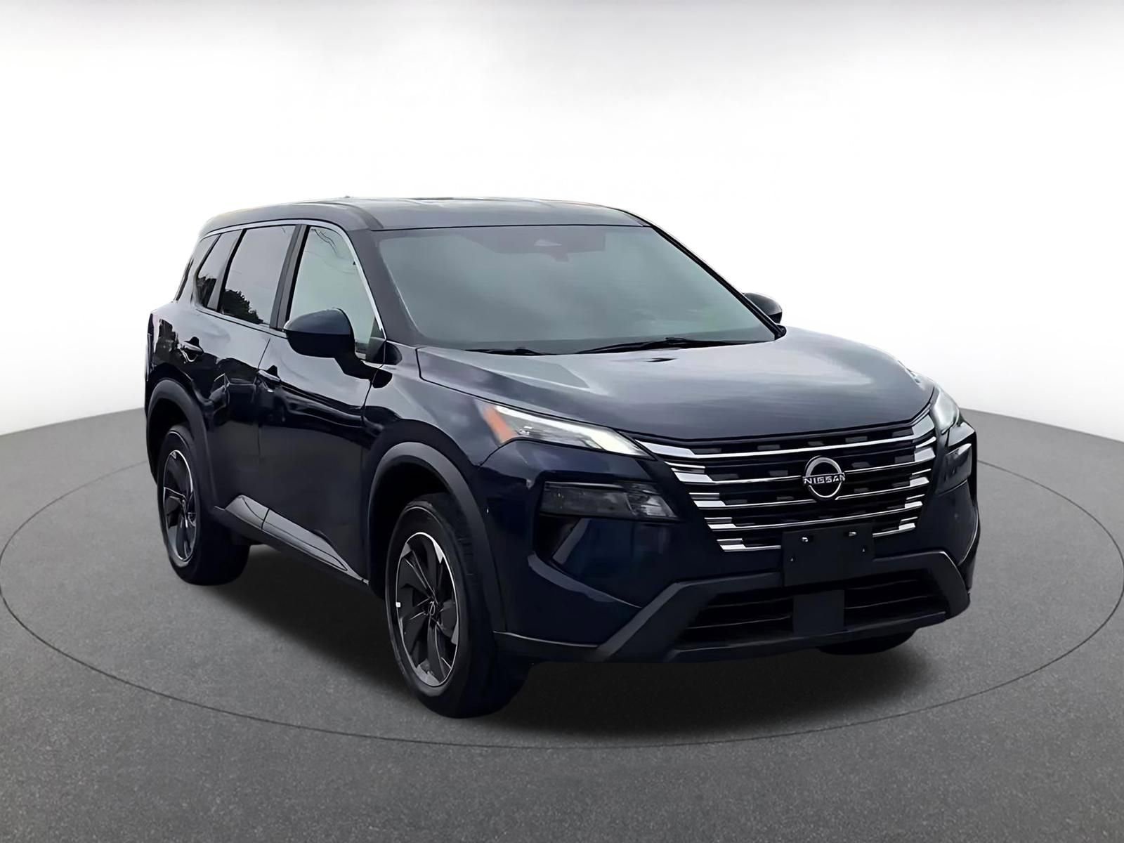 Used 2025 Nissan Rogue SV FWD image 3