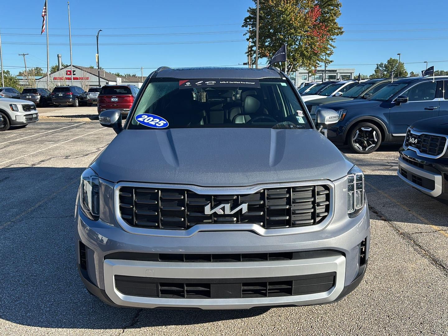 Certified 2025 Kia Telluride S FWD image 2