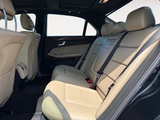 Used 2012 Mercedes-Benz E 350 4MATIC Sedan image 14