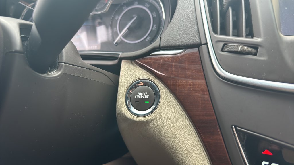 Used 2017 Buick Regal Premium FWD image 21