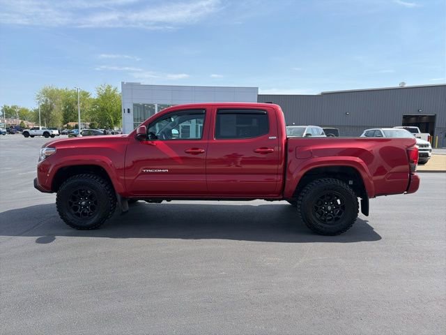 Certified 2020 Toyota Tacoma SR5 AWD/4WD image 4