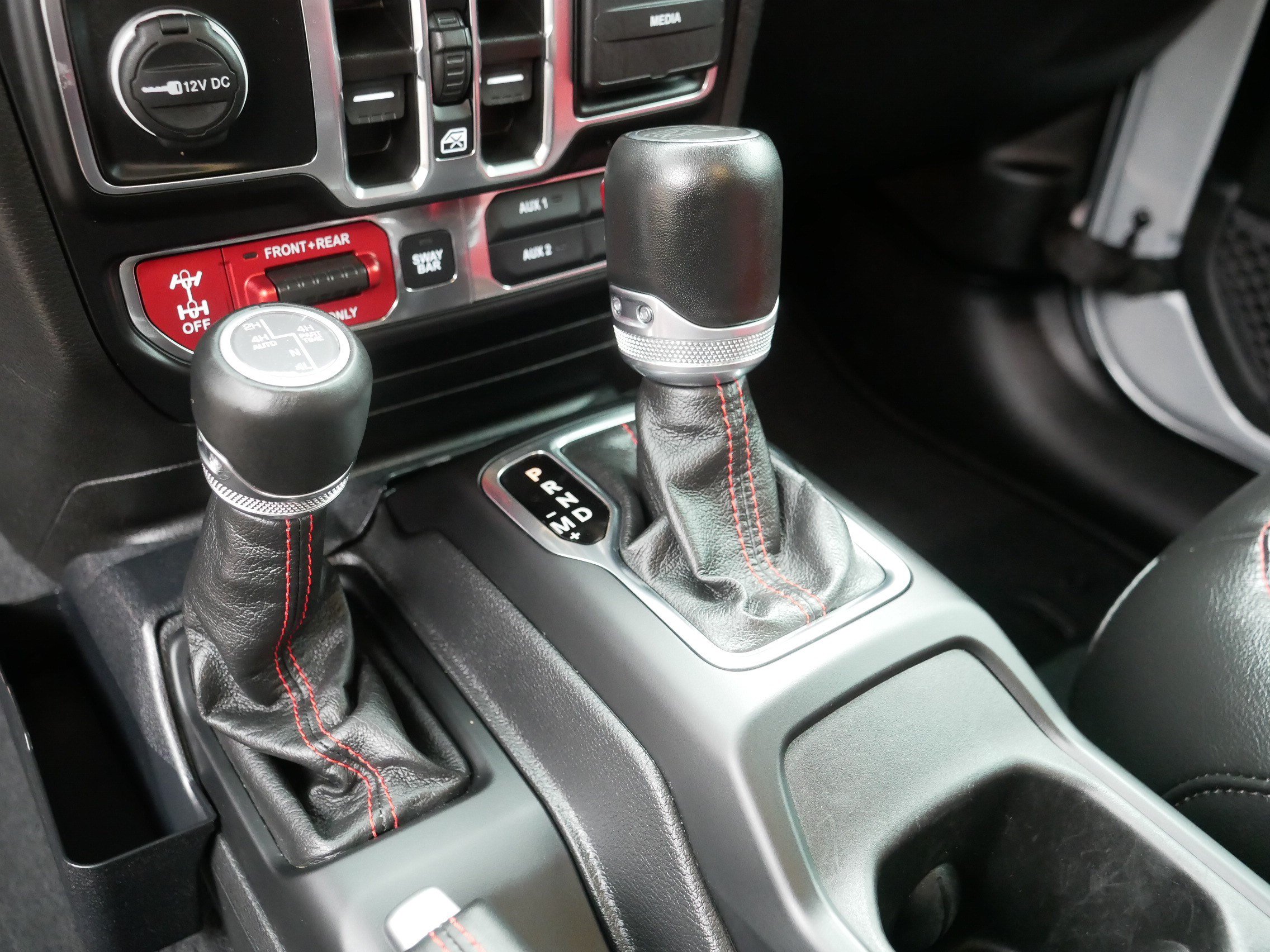 Used 2023 Jeep Wrangler Unlimited Rubicon 4xe AWD/4WD image 24