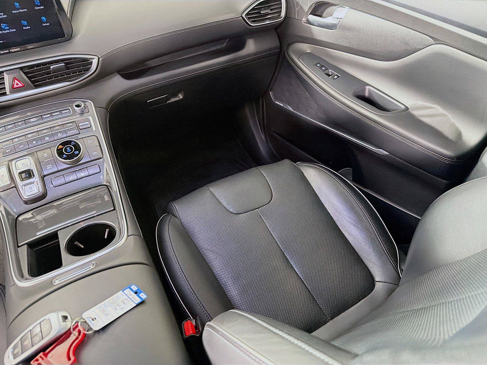 Used 2021 Hyundai Santa Fe SEL w/ Convenience + Premium Package AWD/4WD image 28