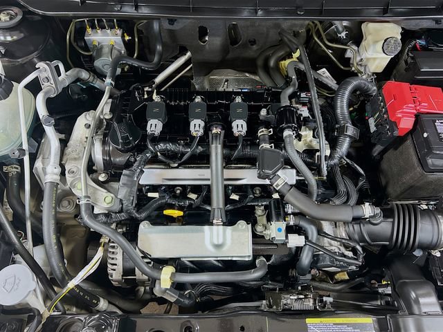 Used 2022 Nissan Kicks S FWD image 28
