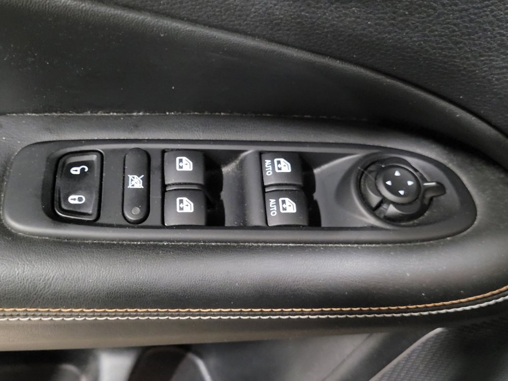 Used 2019 Jeep Compass Latitude w/ Cold Weather Group AWD/4WD image 27