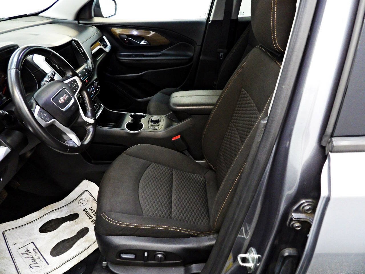 Used 2020 GMC Terrain SLE w/ Driver Convenience Package AWD/4WD image 8