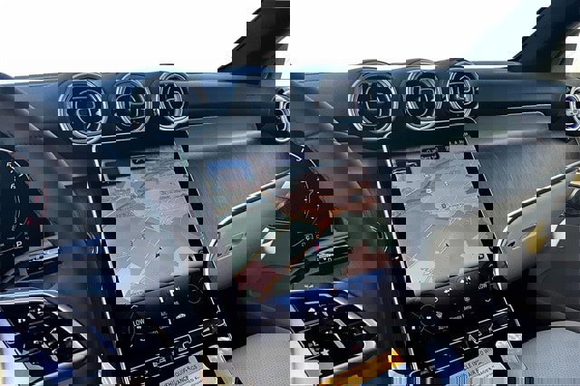 New 2026 Mercedes-Benz GLC 300 4MATIC image 9