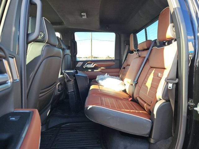 New 2026 GMC Sierra 3500 Denali Ultimate AWD/4WD image 18