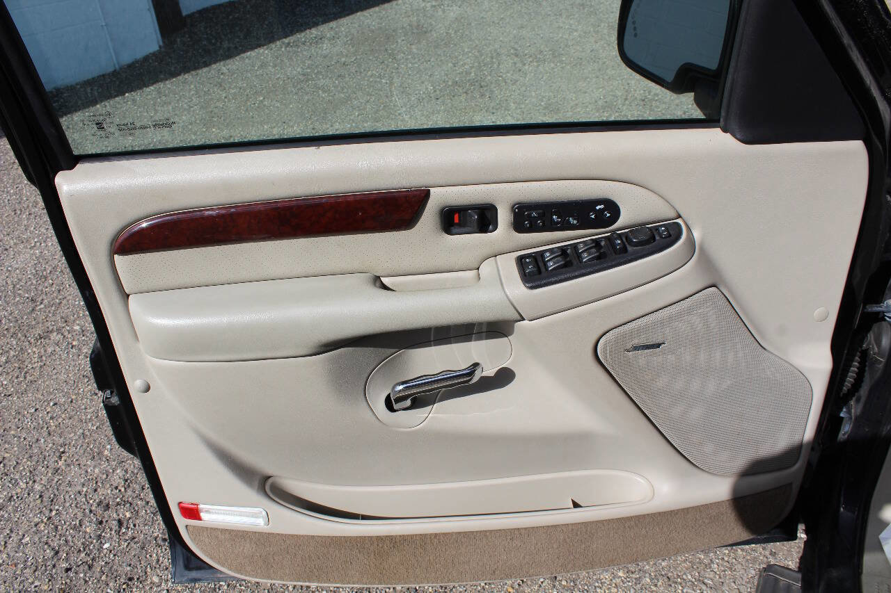 Used 2006 Cadillac Escalade ESV AWD image 17