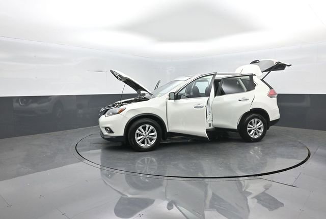Used 2015 Nissan Rogue SV w/ SV Premium Package image 36