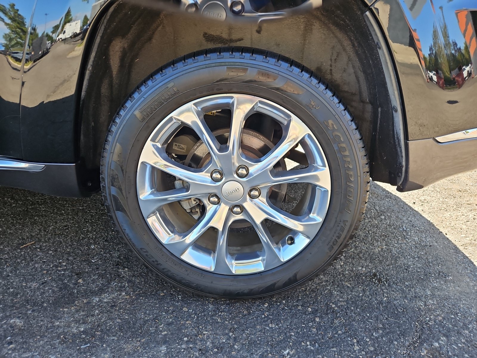 Used 2019 Jeep Grand Cherokee Summit AWD/4WD image 16