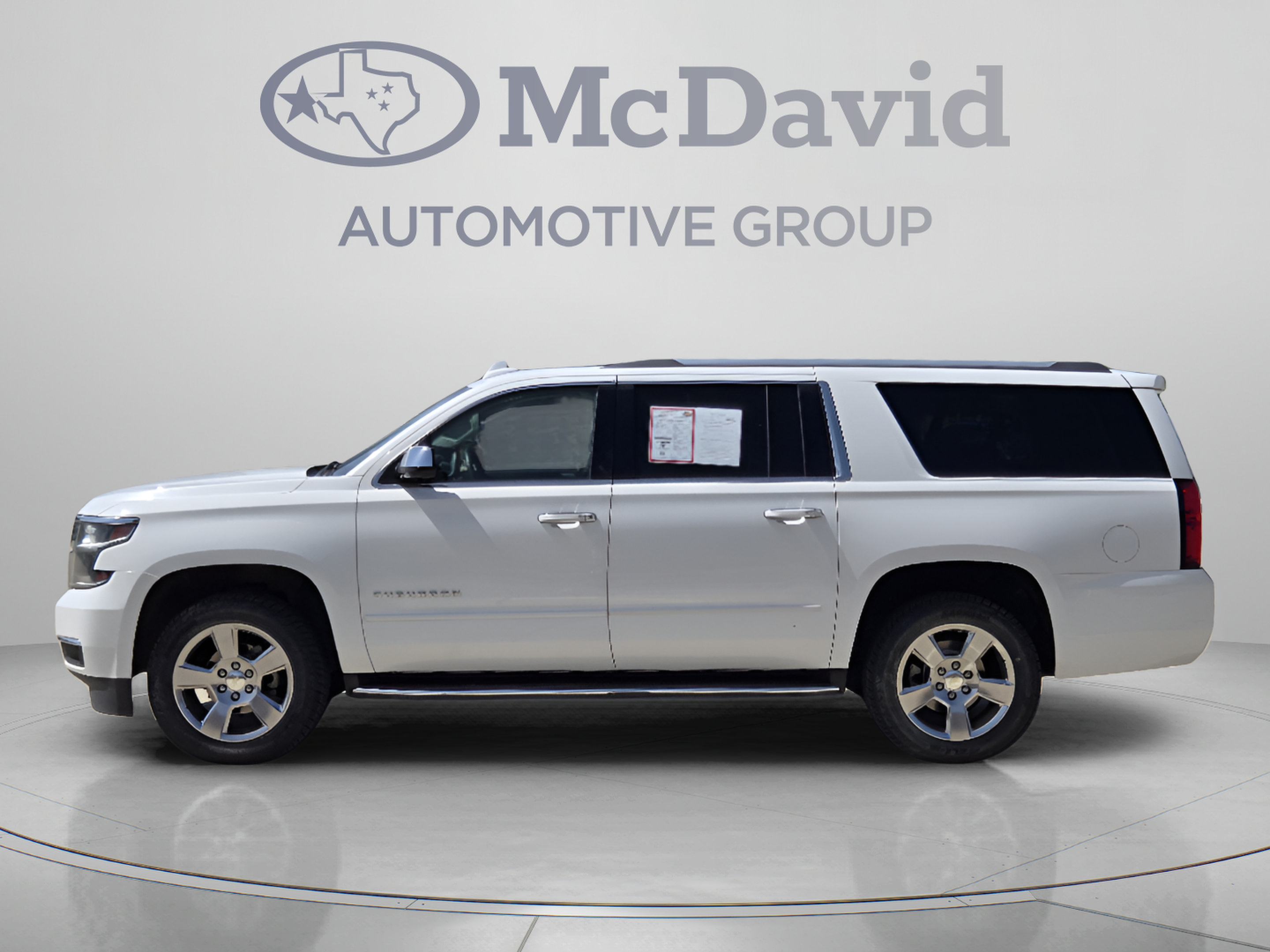 Used 2017 Chevrolet Suburban Premier RWD image 2