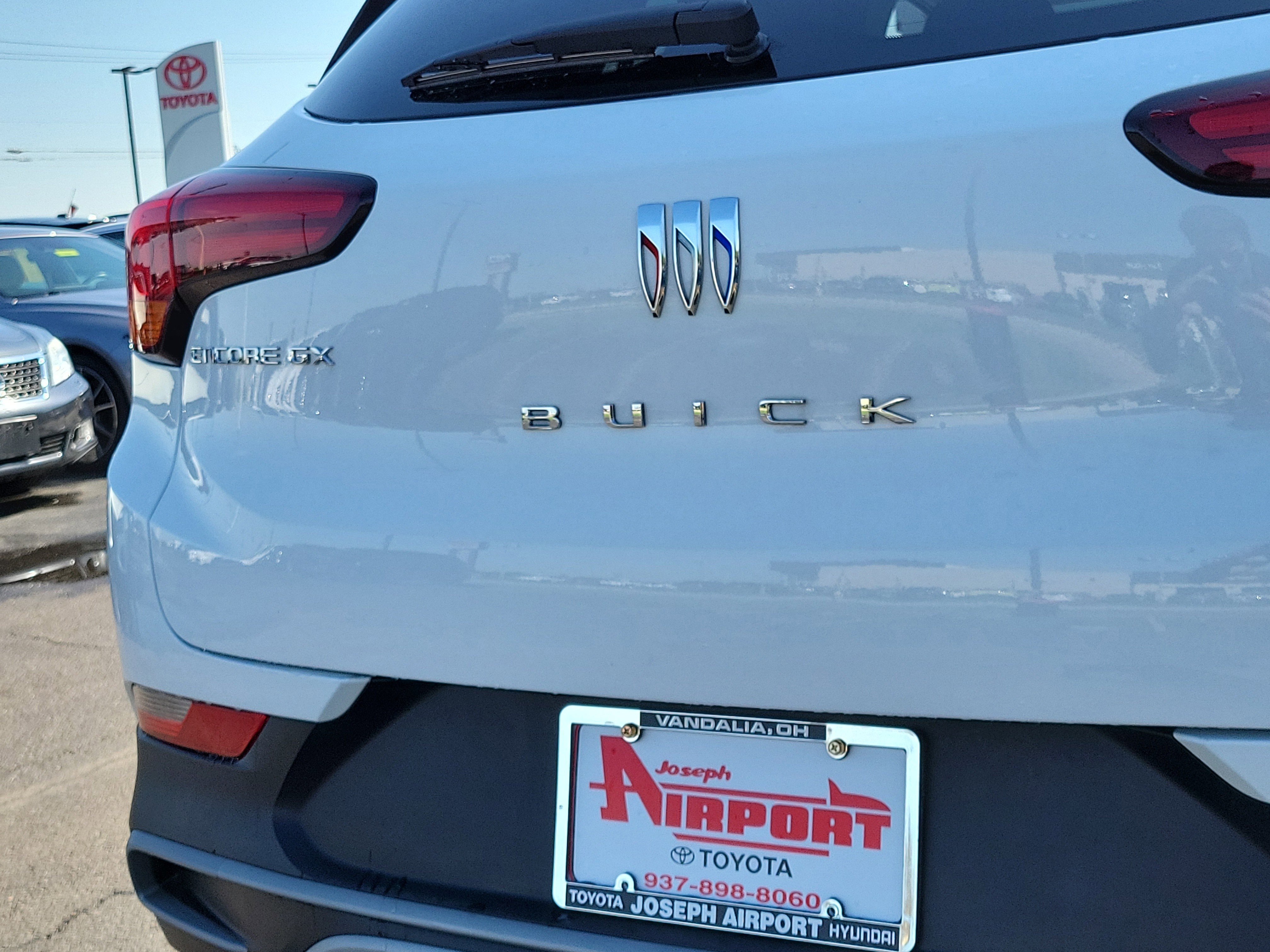 Used 2024 Buick Encore GX Preferred FWD image 7