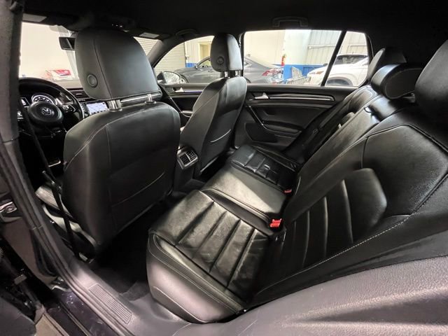 Used 2015 Volkswagen Golf R 4-Door image 15