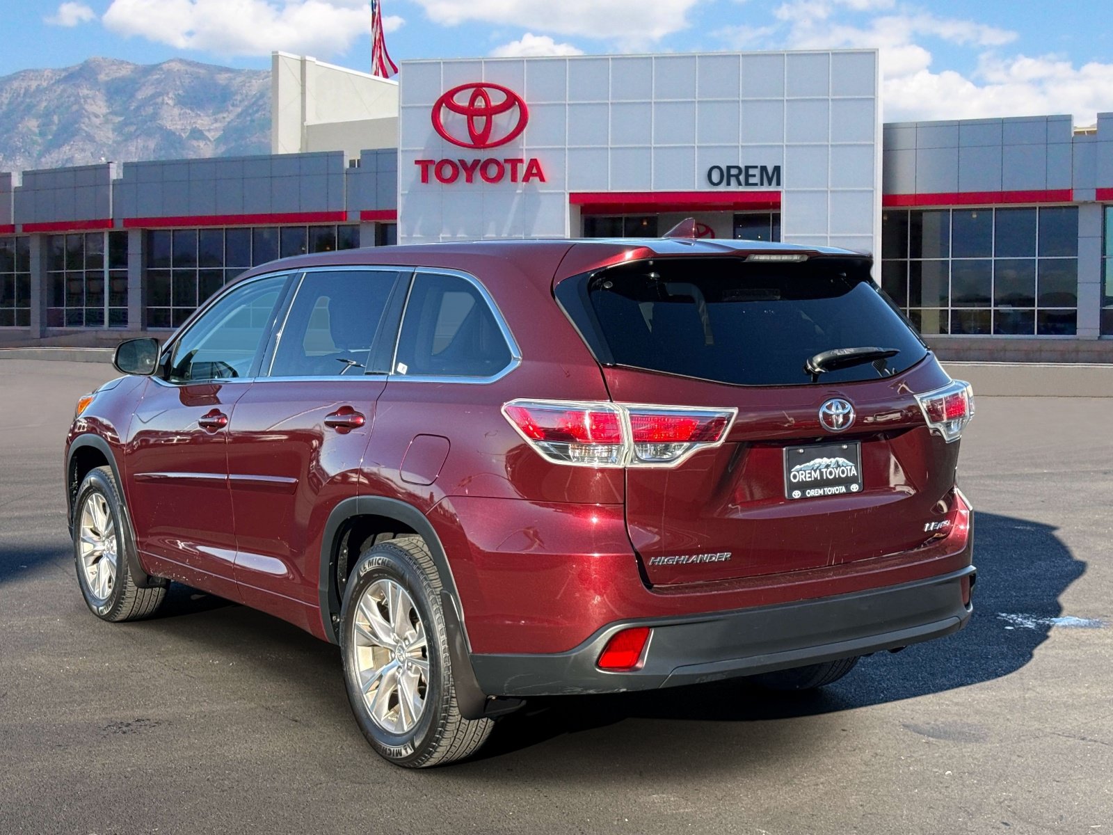 Used 2015 Toyota Highlander Plus AWD/4WD image 5