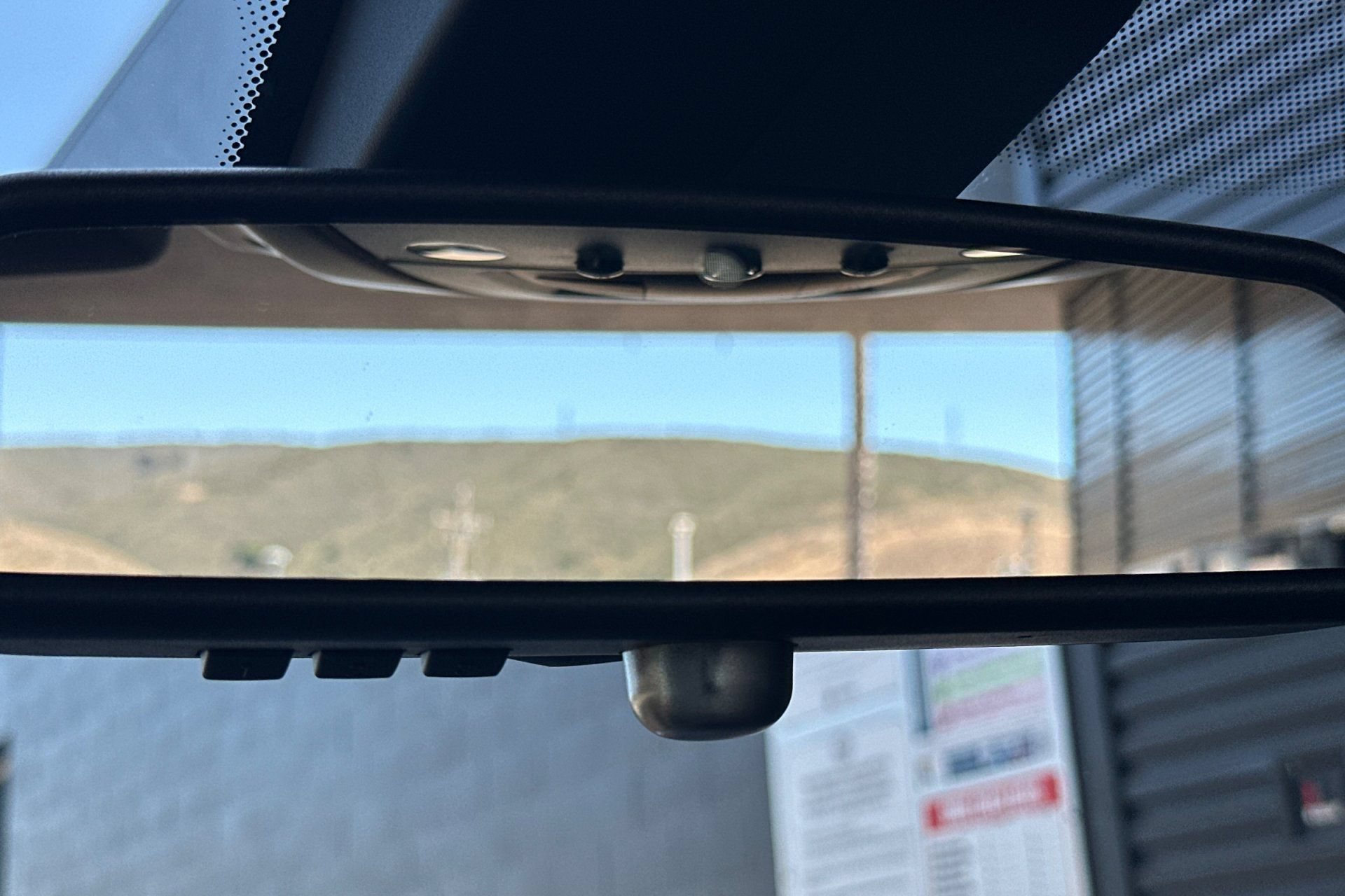 Used 2019 Rolls-Royce Dawn RWD image 22