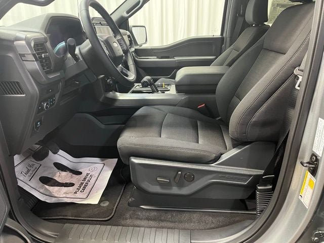 New 2026 Ford F150 XLT w/ Equipment Group 302A MID AWD/4WD image 4
