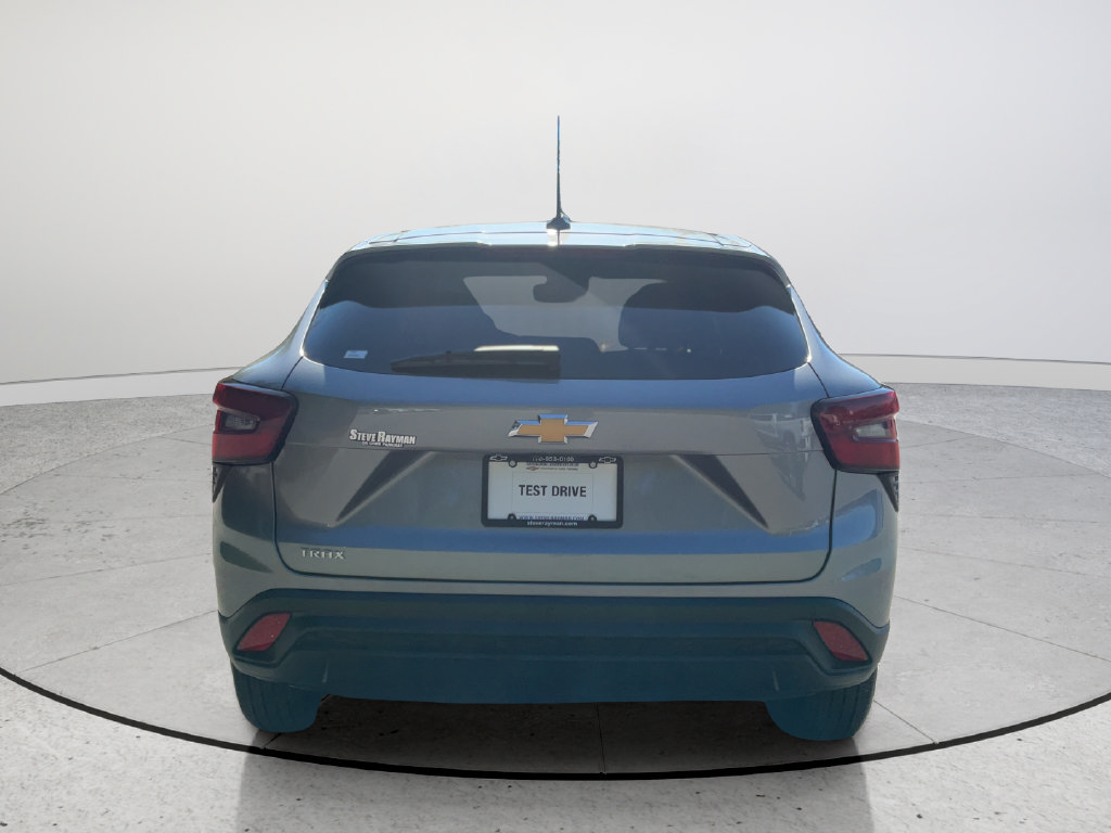 Used 2025 Chevrolet Trax LS w/ Driver Confidence Package FWD image 7