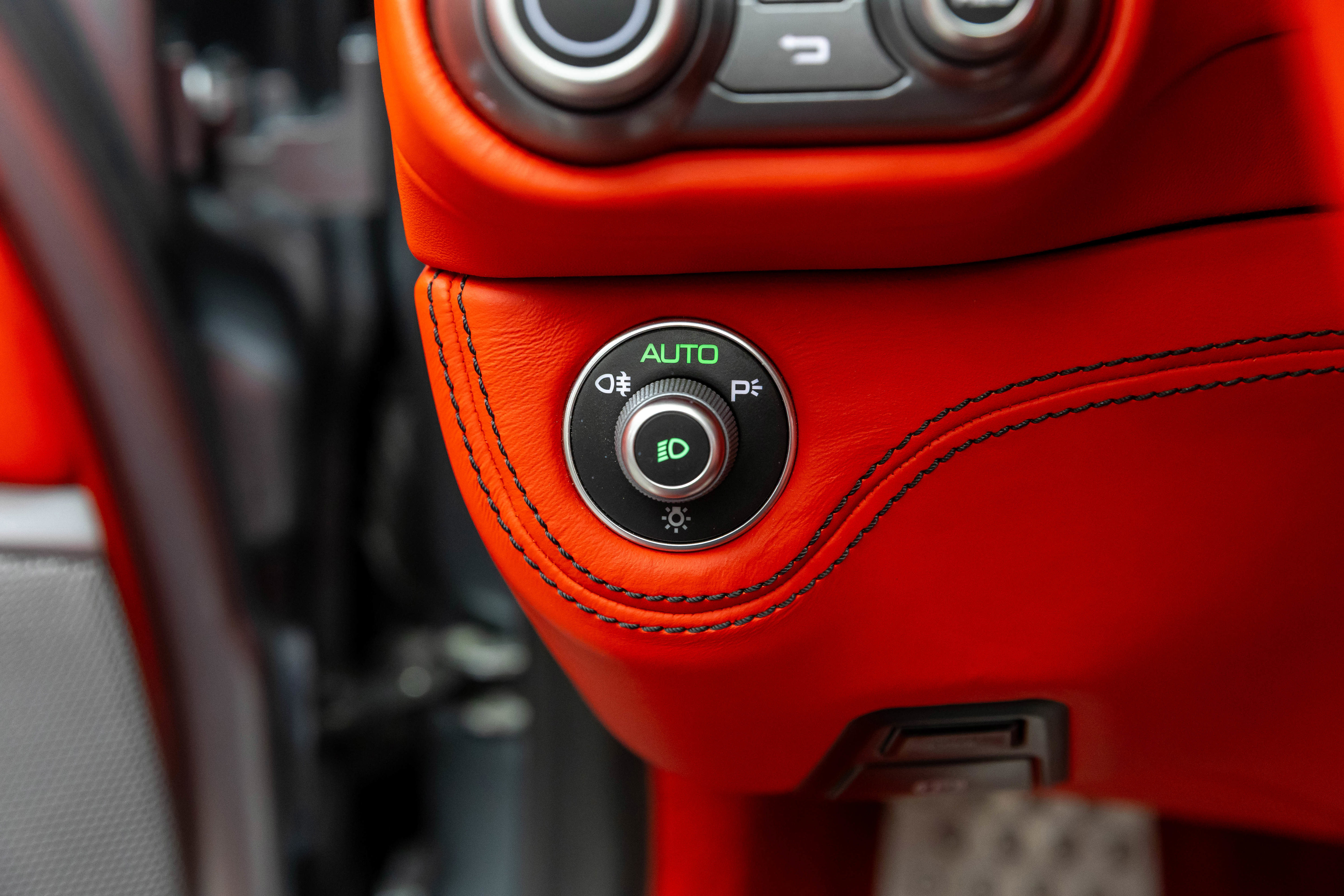 Certified 2019 Ferrari Portofino RWD image 26