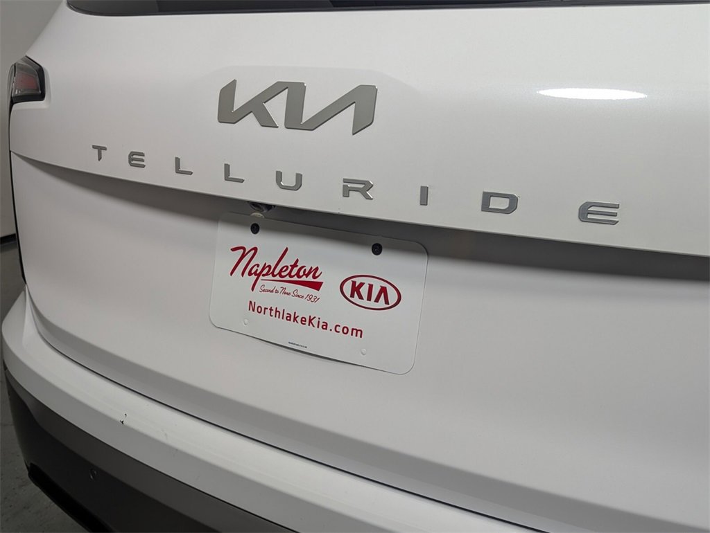 Used 2025 Kia Telluride EX image 8