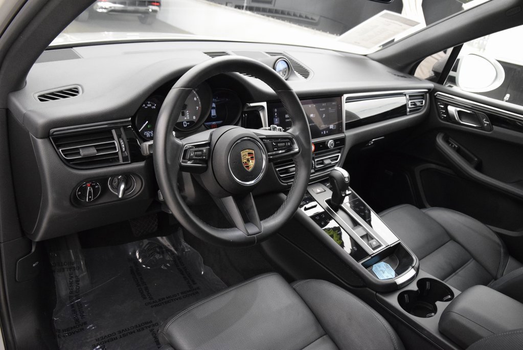 Used 2023 Porsche Macan S image 21