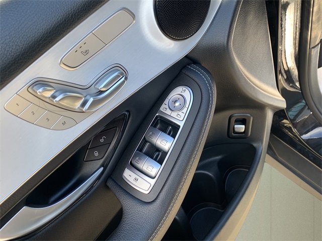 Used 2022 Mercedes-Benz GLC 300 image 17