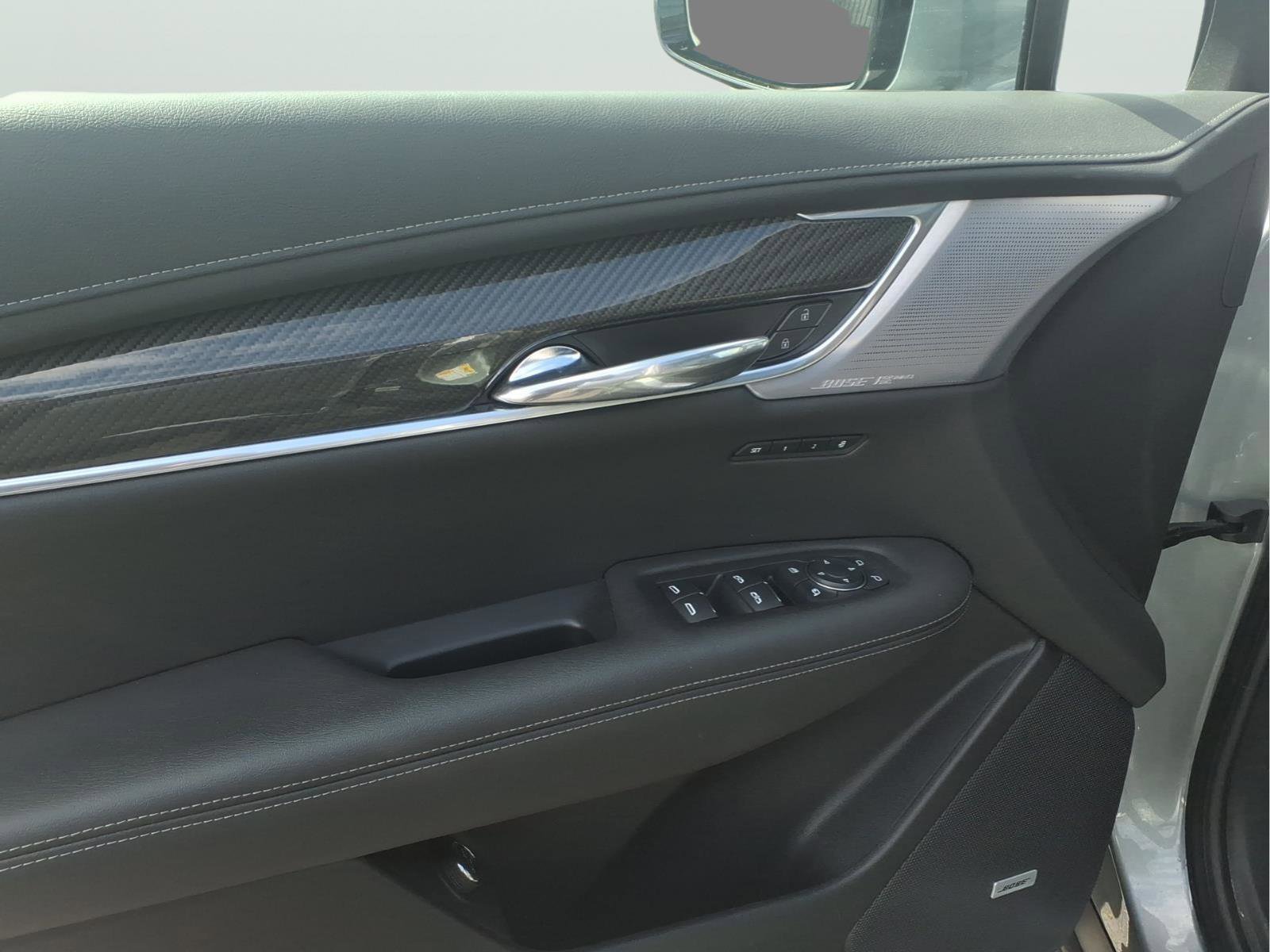 Used 2024 Cadillac XT6 Sport AWD/4WD image 9