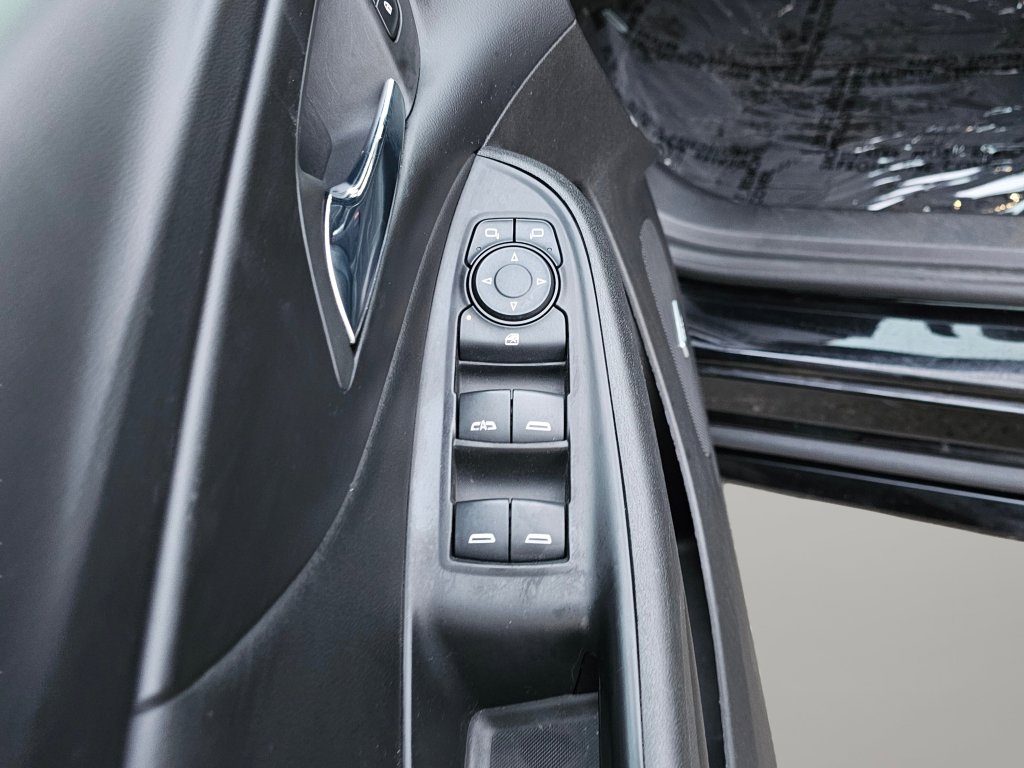Used 2016 Chevrolet Volt Premier w/ Driver Confidence Package image 29