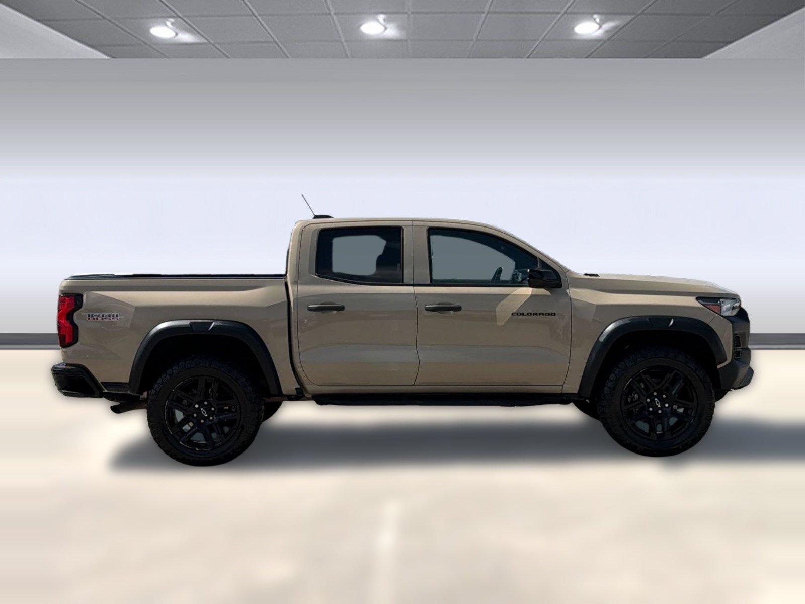 Used 2023 Chevrolet Colorado Trail Boss w/ Advanced Trailering Package AWD/4WD image 8
