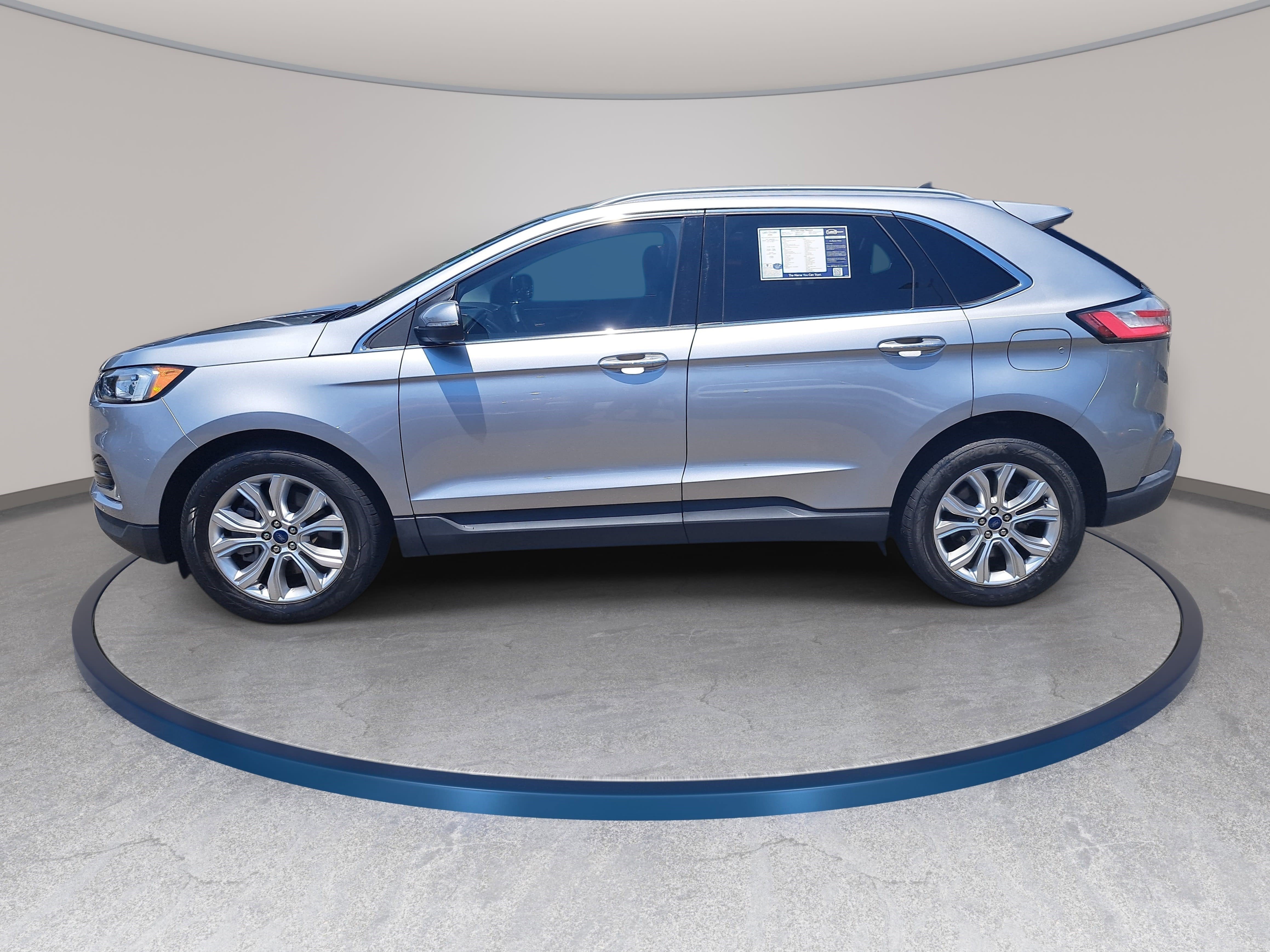 Used 2021 Ford Edge Titanium AWD/4WD image 8