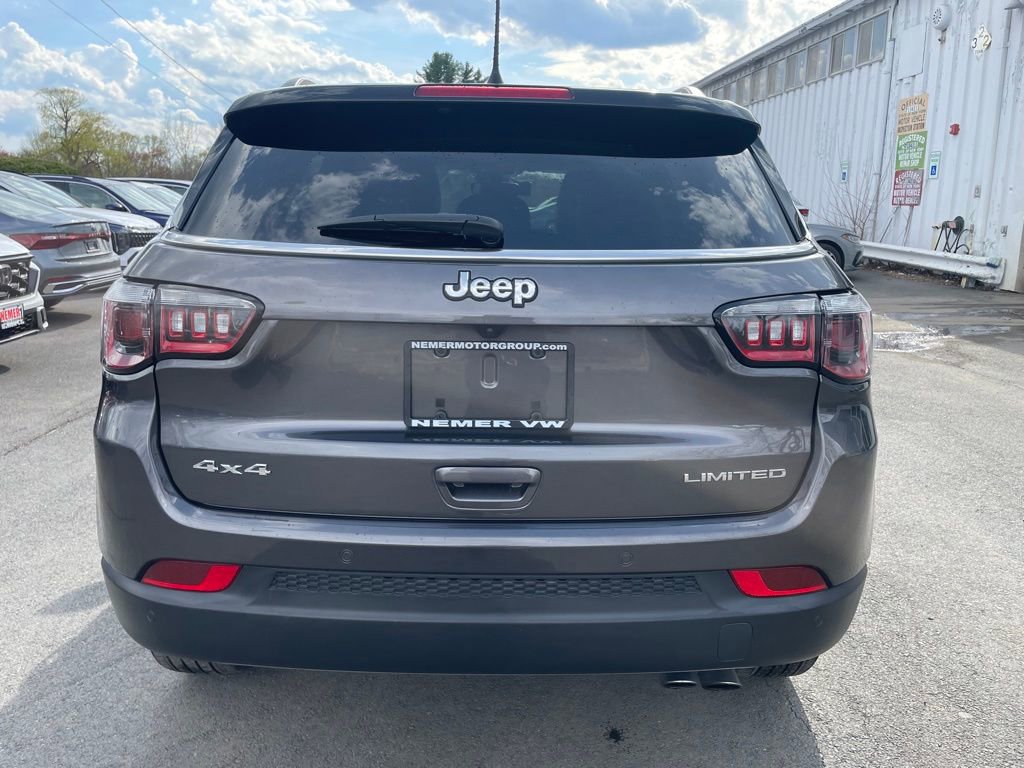 Used 2022 Jeep Compass Limited AWD/4WD image 3