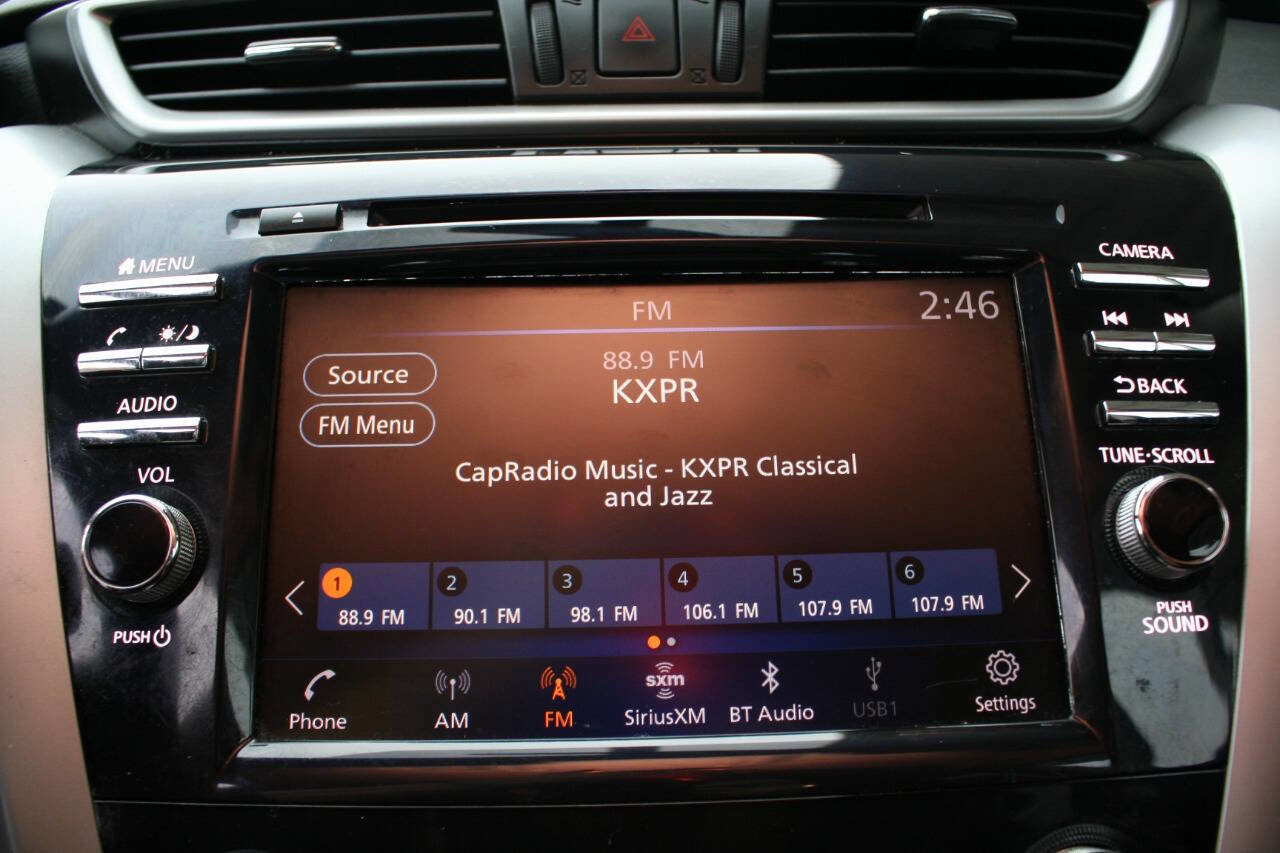 Used 2019 Nissan Murano S image 12