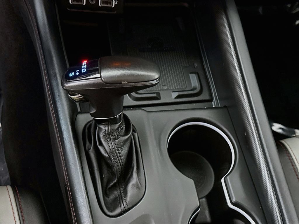 Used 2023 Dodge Durango R/T w/ Tow 'N Go Package AWD/4WD image 11